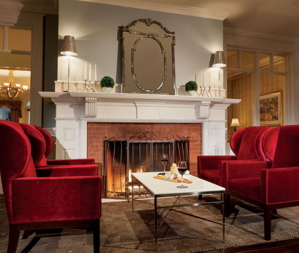 Salt Restaurant Lounge Area