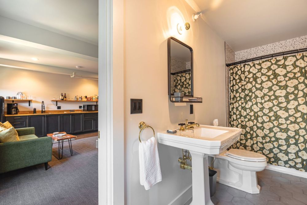 Superior King Studio Apartment