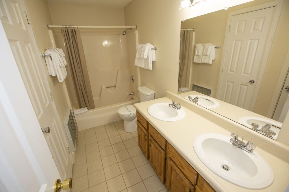 77 well-appointed 1, 2 and 3 bedroom townhouses