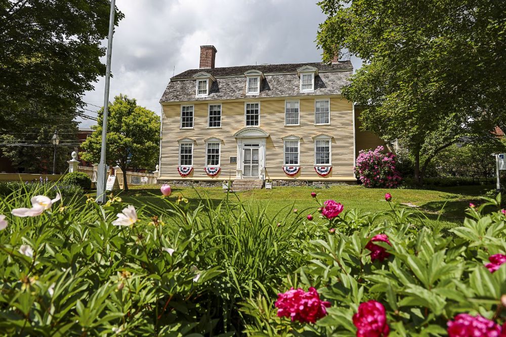 The John Paul Jones House and Museum is a historic property owned by the Portsmouth Historical Society. Located at 43 Middle Street, it is open seven days a week Memorial Day Weekend-Indigenous Peoples Day from 11am-5pm.