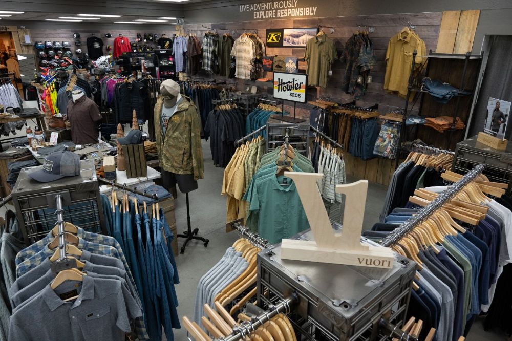 Summer %2723 Mens Clothing Display (1).jpg