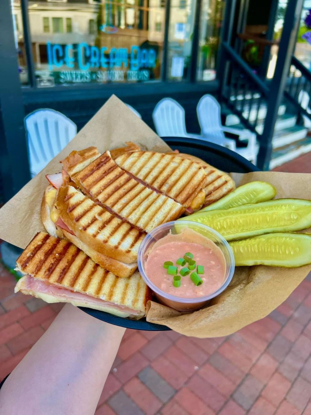Grilled Cheese Flight ✈️