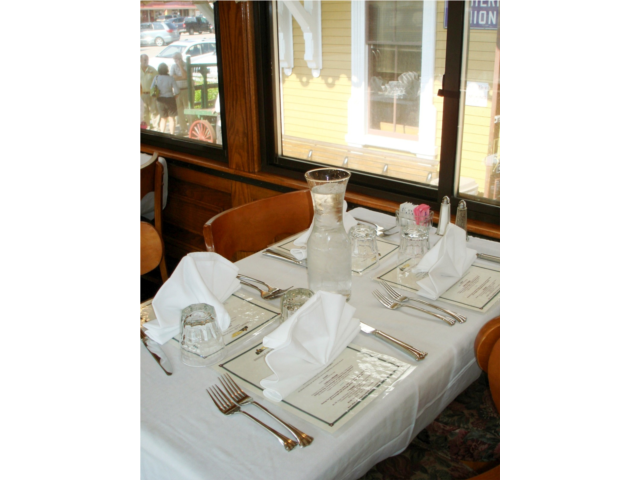 Valley Train dining car, the Chocorua