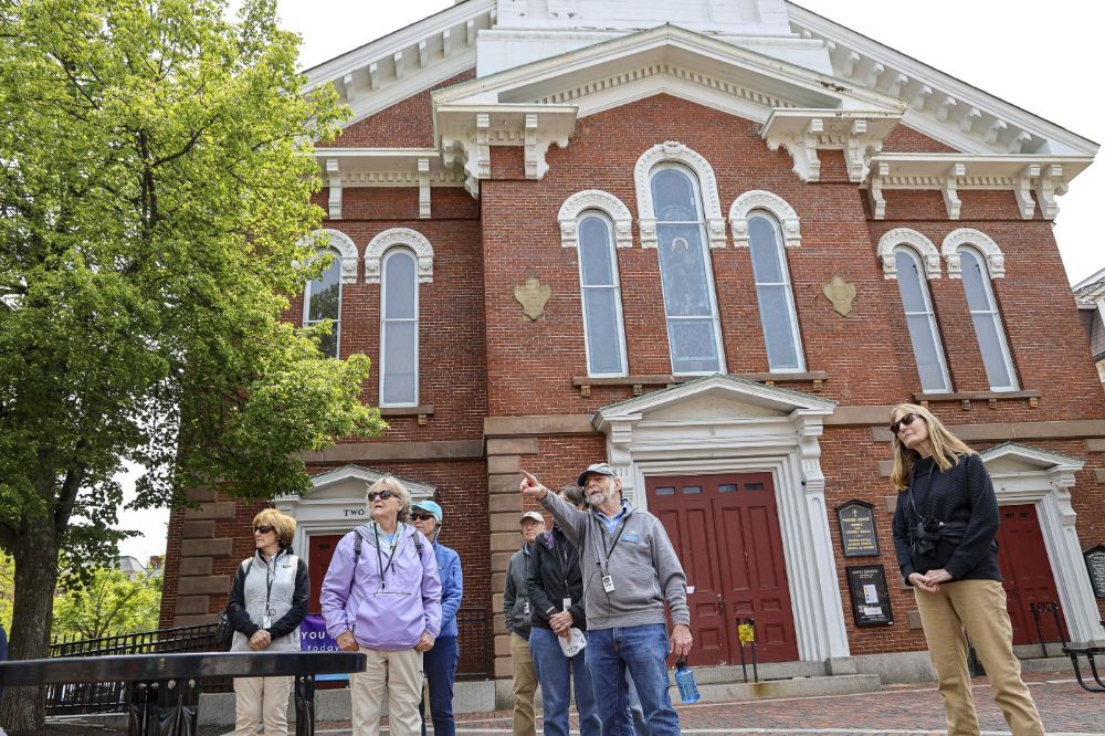 Our 90-minute walking tours explore over 400 year of Portsmouth's history.