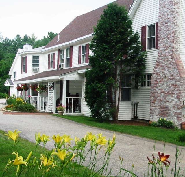 Our family friendly B&B offers 20 rooms and suites, some being dog friendly!