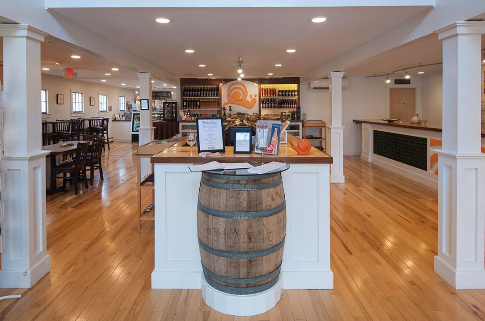 Hermit Woods Tasting Room-007.jpeg