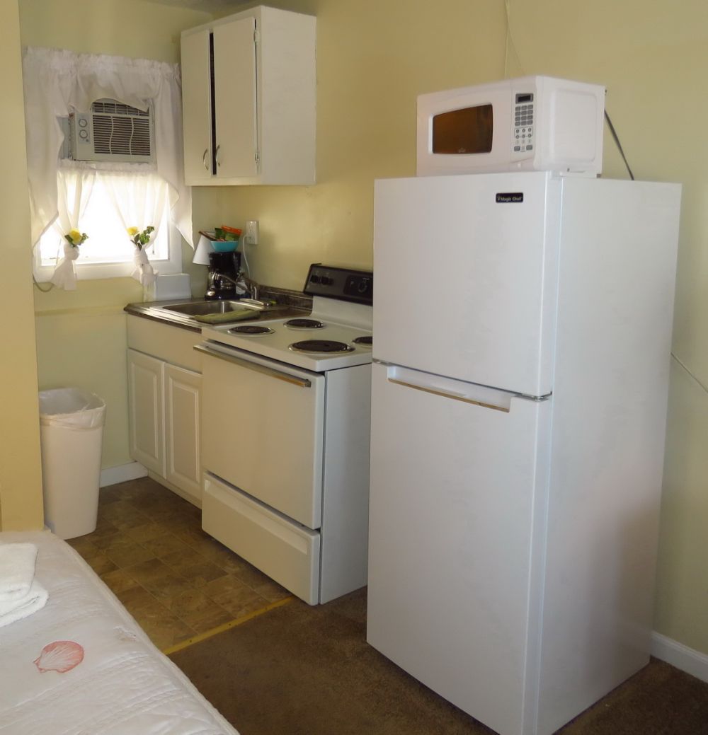 All rooms are air-conditioned, and have kitchenettes.