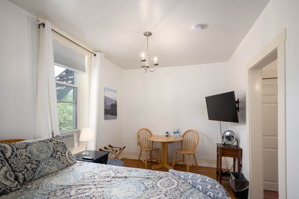 Room 2C with a Queen Bed and Private Bathroom