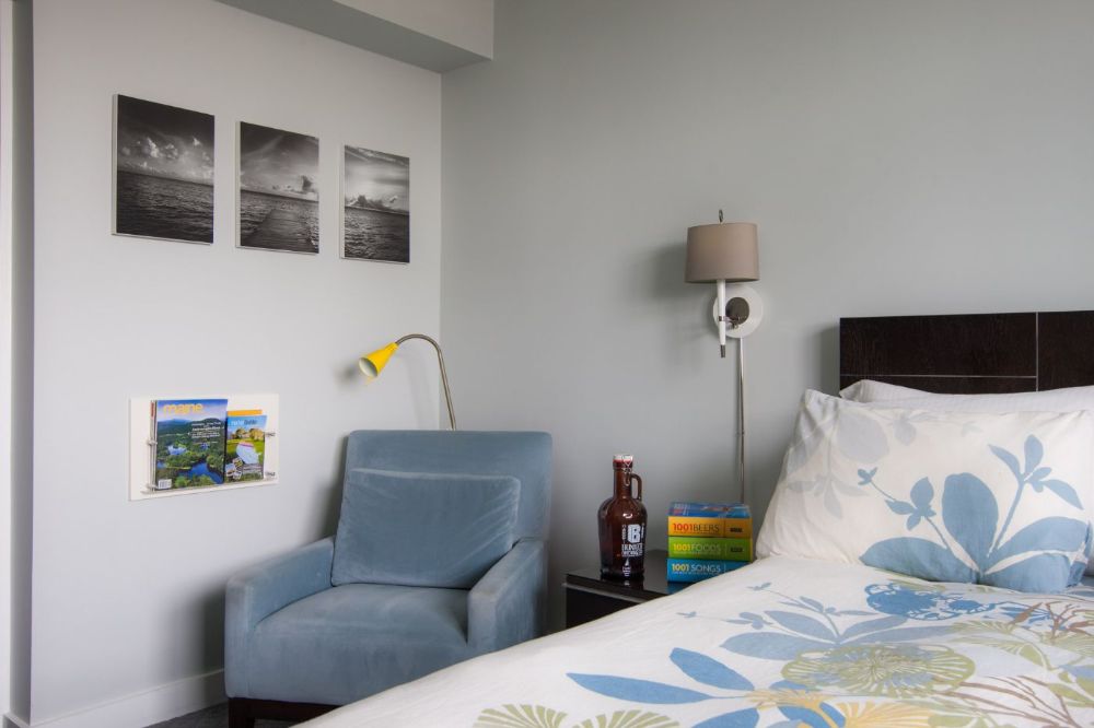 Ale House Inn King Room