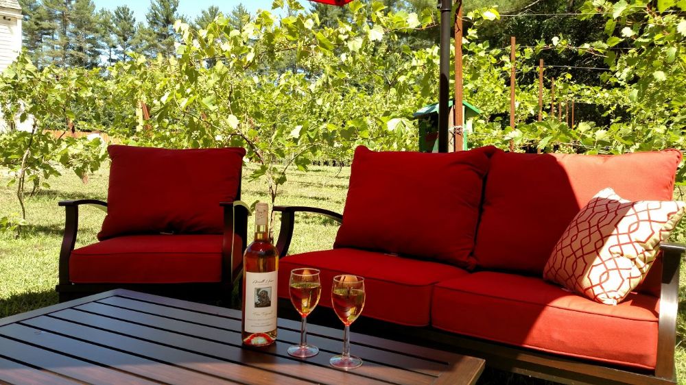 Outdoor tasting room at Averill House Vineyard