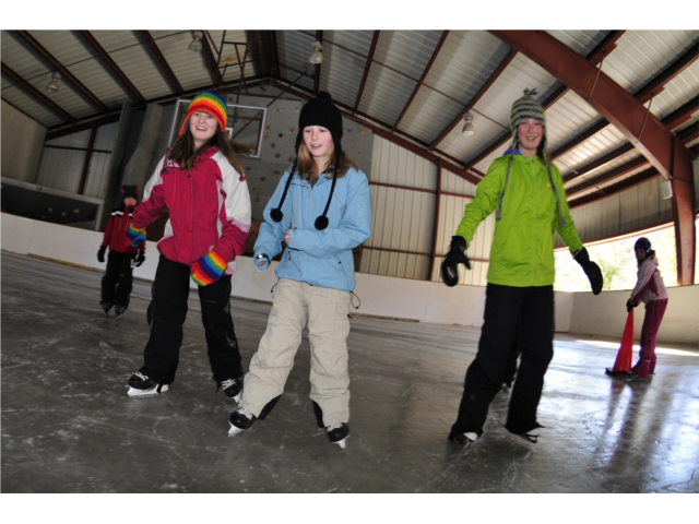 Zamboni-groomed ice skating is available at the outdoor covered Tohko Dome.