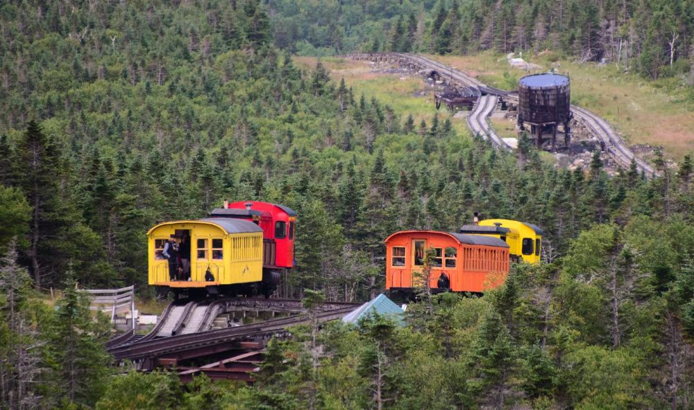 Trains passing on the Mount Washington Cog Railway