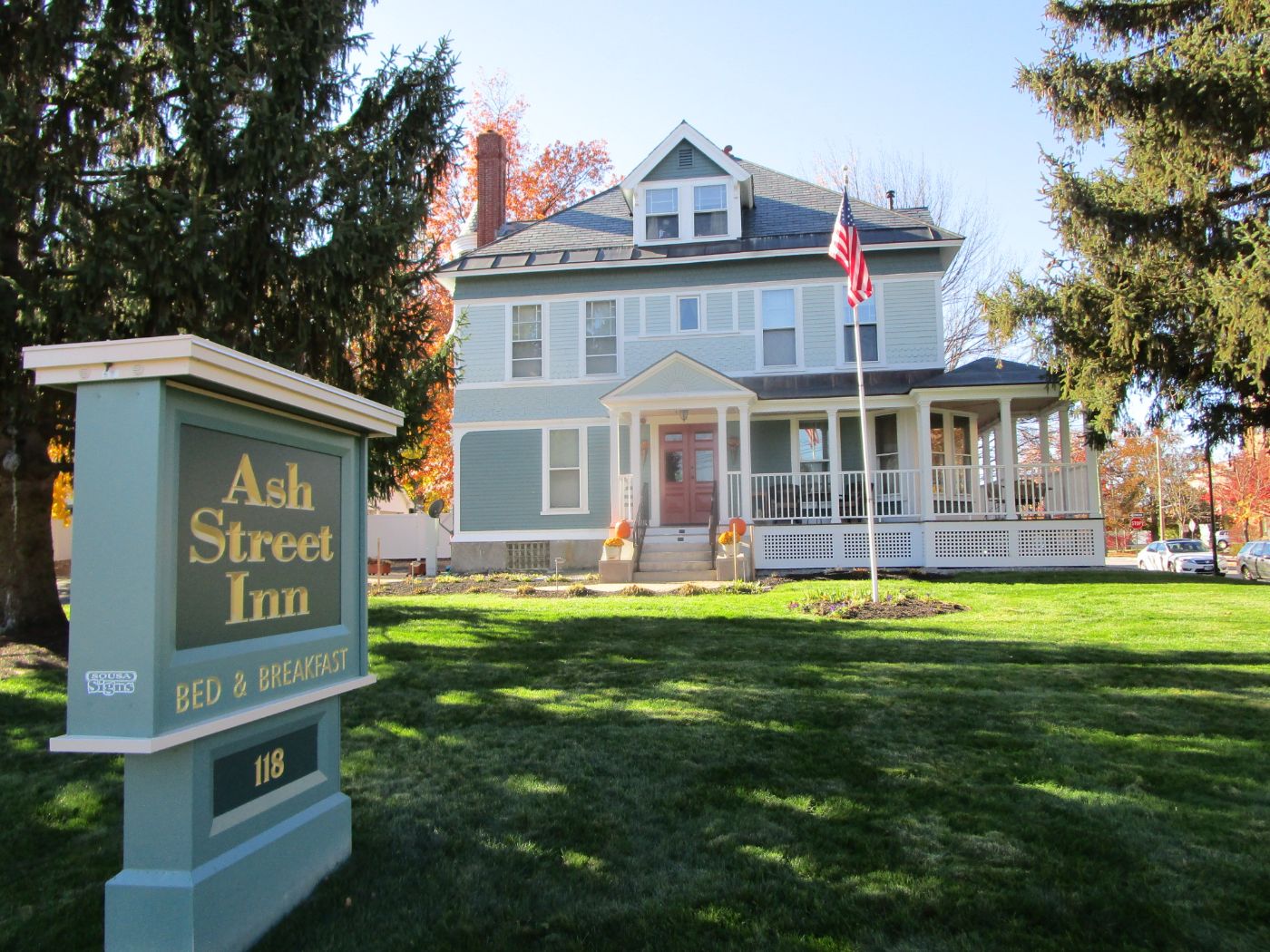 The Ash Street Inn 