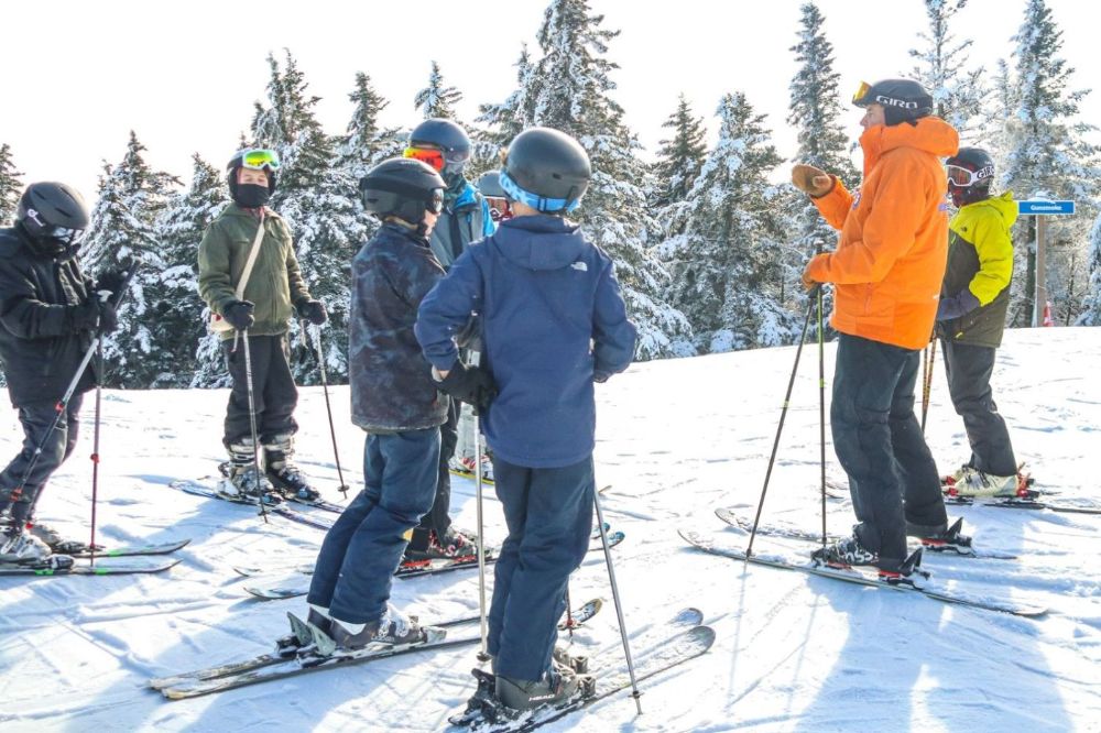 Join generations of passionate skiers and riders who say, "I learned at Gunstock!"