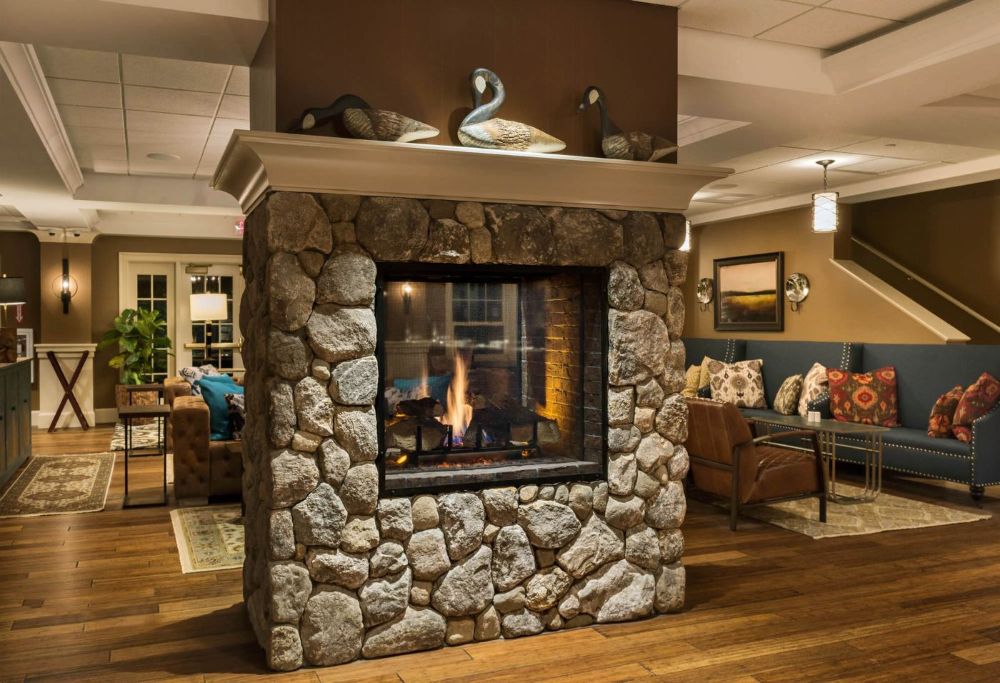 Grand Fireplace Lobby Area.jpg