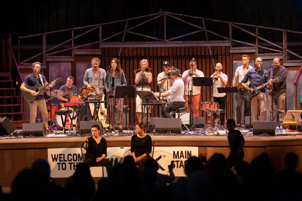 American Sign Language supported performance of Spencer and the Walrus concert 2022. Photo Credit: Ron St. Jean