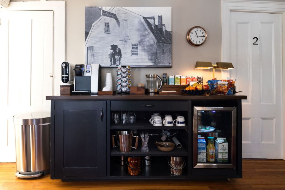 Common area at The Sailmaker's House.